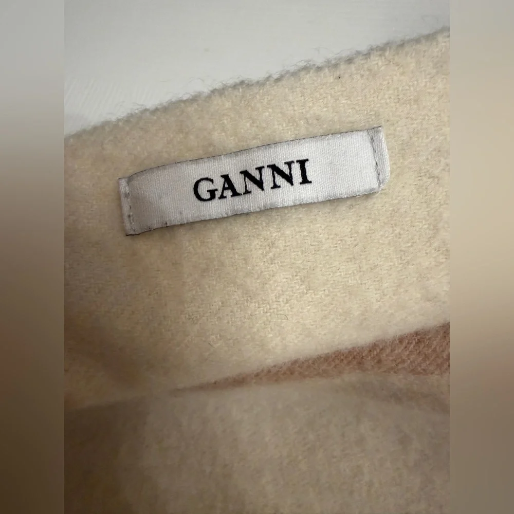 GANNI Oversized Plaid Scarf – Neutral Check